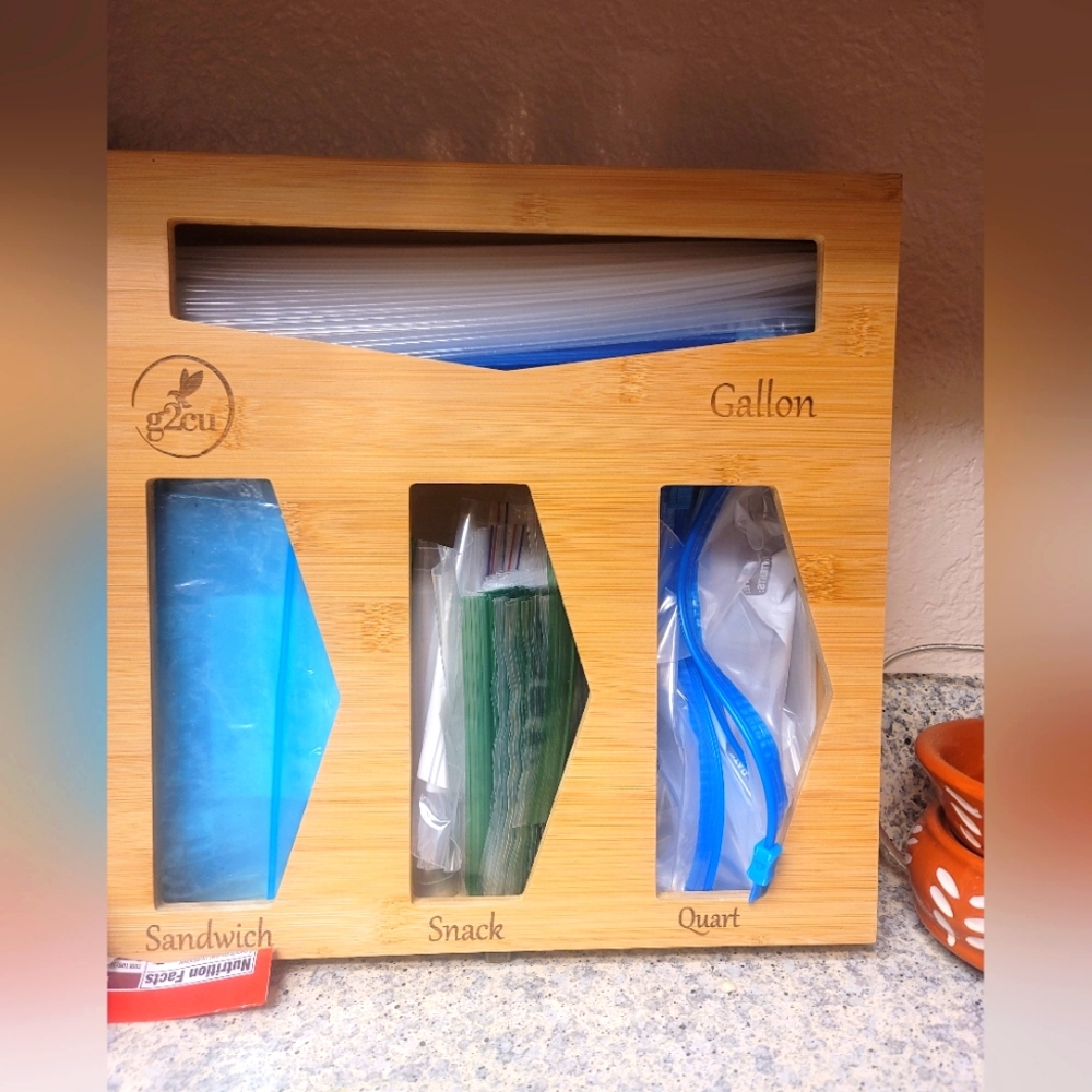 Bamboo ziplock bag holder
